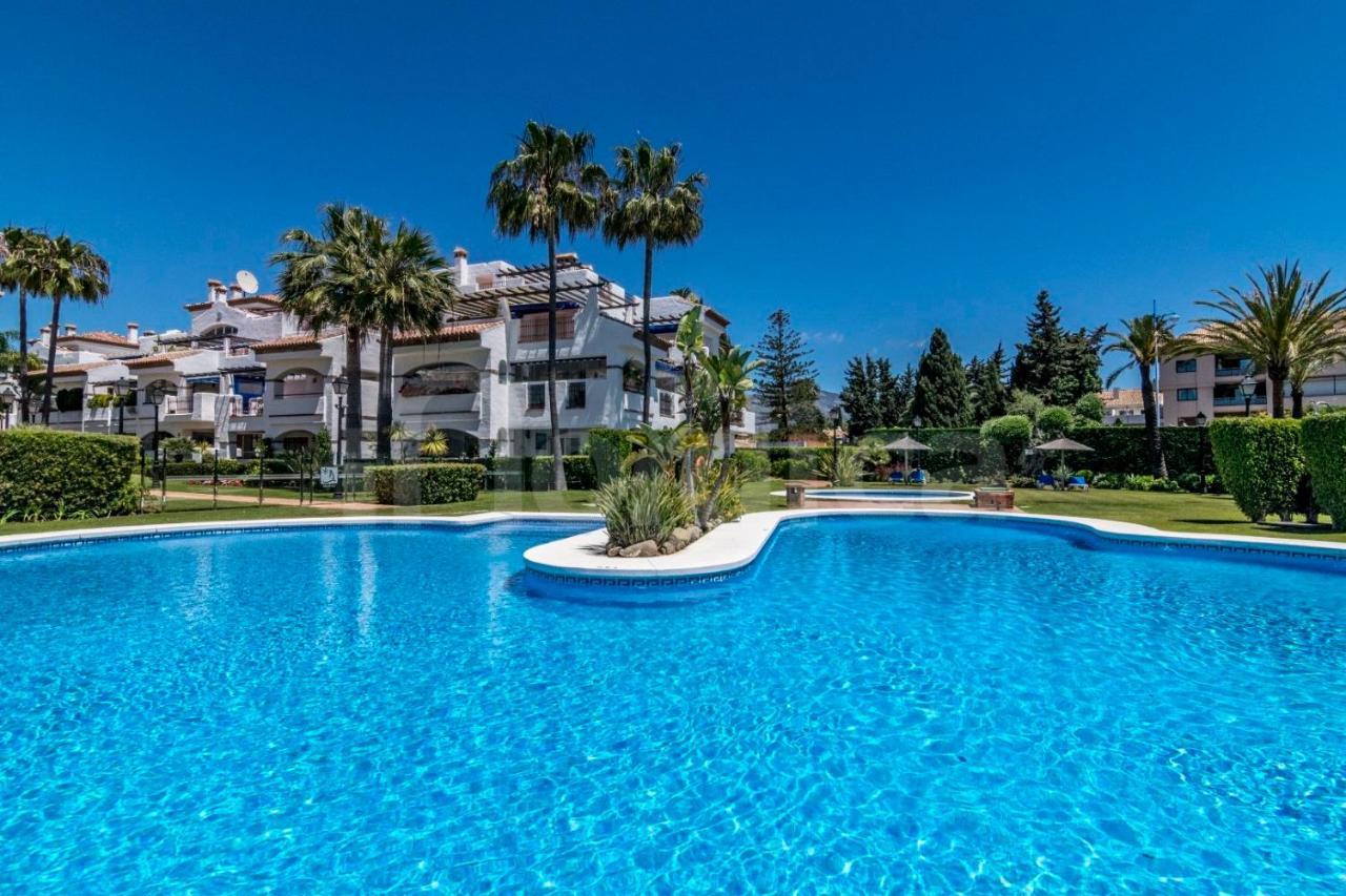 Solguest Apt A 7 Minutos De Puerto Banus 1ª Linea Playa!!! Marbella Luaran gambar