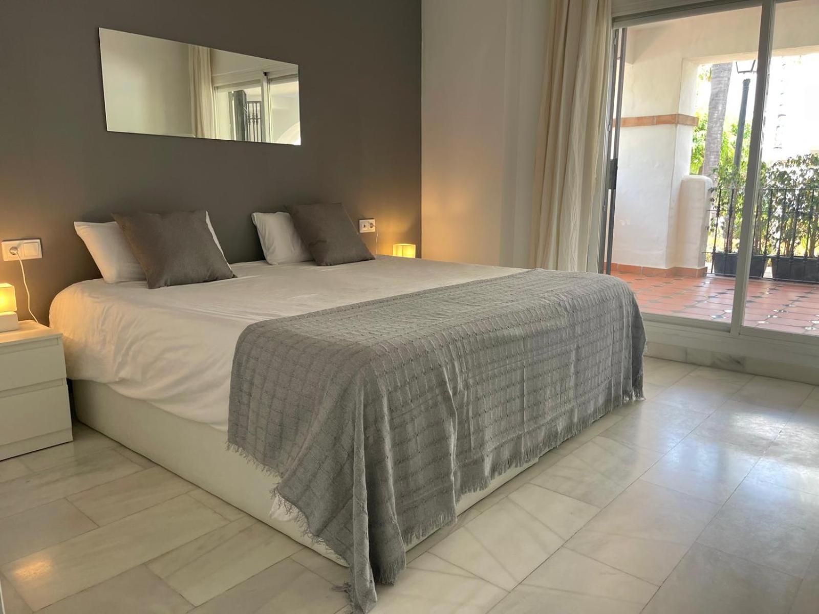 Solguest Apt A 7 Minutos De Puerto Banus 1ª Linea Playa!!! Marbella Luaran gambar