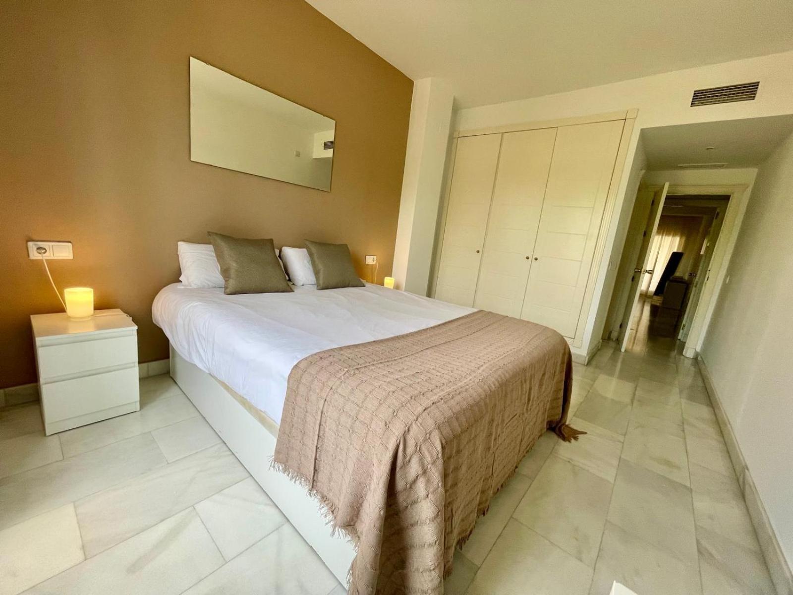 Solguest Apt A 7 Minutos De Puerto Banus 1ª Linea Playa!!! Marbella Luaran gambar